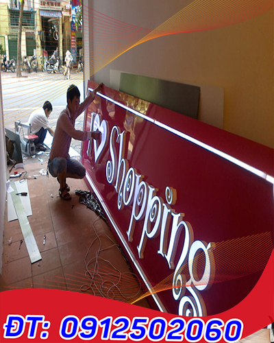 Tấm bảng alu ốp nhôm q12